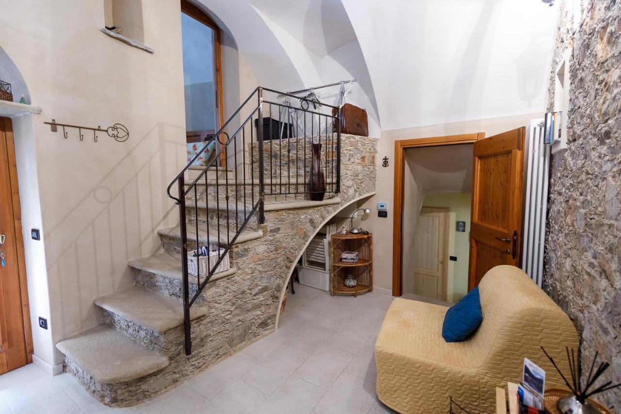 Arve Castelbianco - B&B E Appartamento Colletta Екстер'єр фото